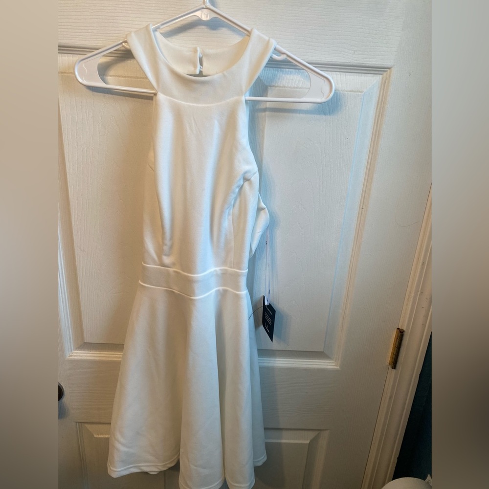 LuLu’s White XS (0-2) Fit and Flare Formal Dress